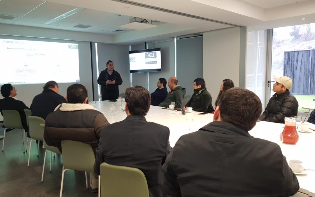 Experto en Ley I+D explicó beneficios de la innovación a empresas del Distrito V21