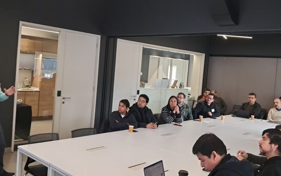 Más de 25 empresas participaron en charla informativa Innova Región en V21